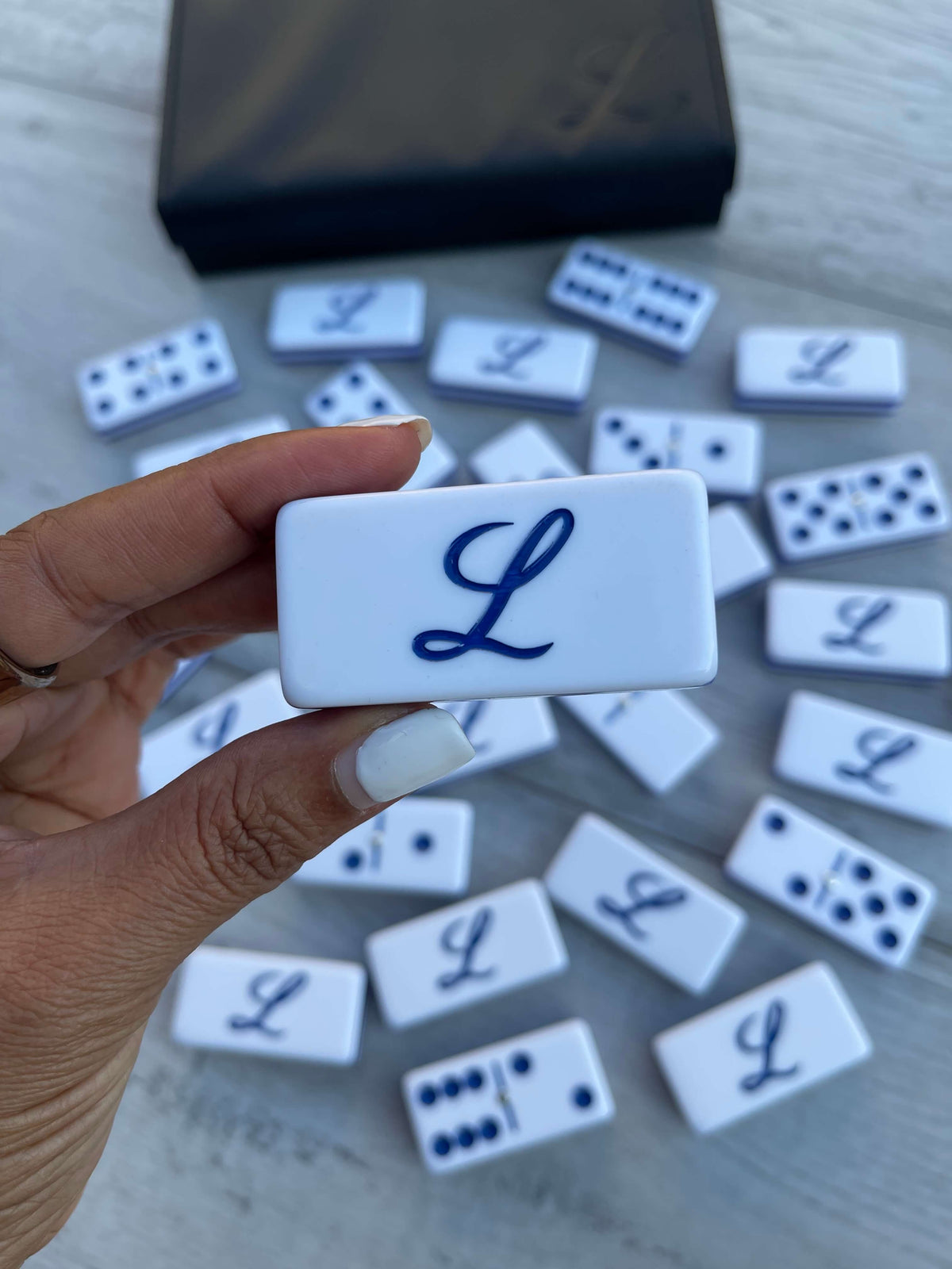 Tigres del Licey Jumbo Professional Acrylic Domino Set With Metal Spinner (UPDATED)