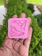 Shoes Earrings Mold - Sport Mold for Resin - Basketball Shoes Mold - NBA Shoes Mold - Keychain mold - Silicone Mold for Epoxy Resin - Art By Suleny Craft Store LLC