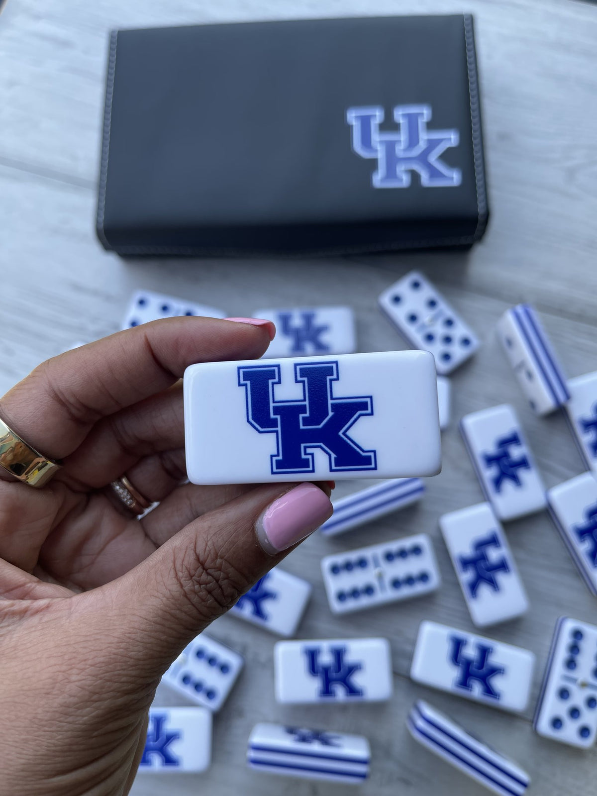 Kentucky Wildcats Jumbo Acrylic Domino Set | College Football Professional Size with Metal Spinner
